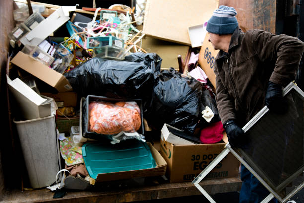 Best Construction Debris Removal  in Oskaloosa, KS